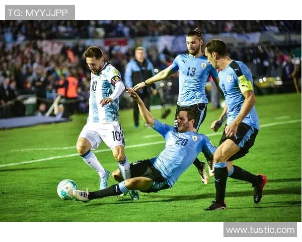 足球回看：重温经典赛事瞬间与球员精彩表现的深度解析与感悟